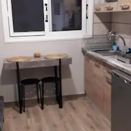 Domenica Apts I Λαγανάς
